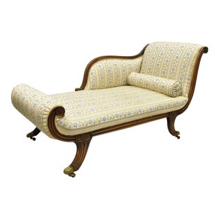 Early 20th Century Vintage Regency Style Carved Mahogany Saber Leg Chaise Lounge Sofa Recamier For Sale