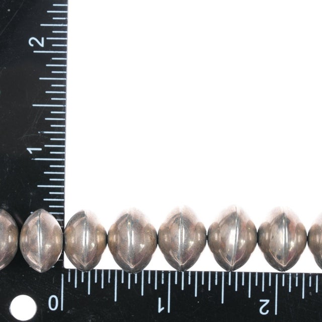 20" Heavy vintage Navajo pearl sterling necklace For Sale In Austin - Image 6 of 8