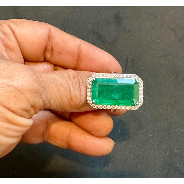 2010s Natural 16 Carat Emerald Cut Zambian Emerald & Diamond Ring in 14kt White Gold For Sale - Image 5 of 18