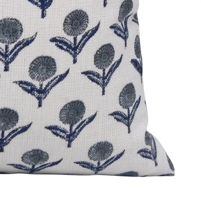 Fabdivine Block Print Cushion Cover 18x18 Inch Off-White Linen-Gandapushp For Sale - Image 4 of 4