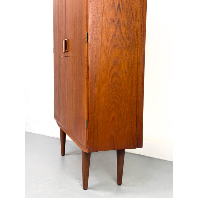 Danish Cabinet in Teak by Børge Mogensen for Søborg Møbelfabrik, 1960s For Sale - Image 12 of 18