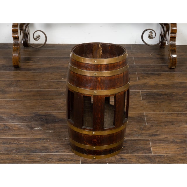Early 20th Century Labeled English 1900s R.A. Lister & Co. Oak and Brass Barrel with Open Section For Sale - Image 5 of 10