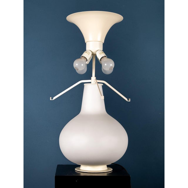 White Largest Glass Table Lamp by Max Ingrands for Fontana Arte, Italy, 1954 For Sale - Image 8 of 10