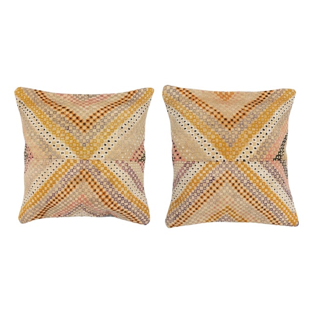 20"x20" SET OF 2 - Hand-Woven Kilim Cushion Covers. A pair of Lace Pillow Covers For Sale