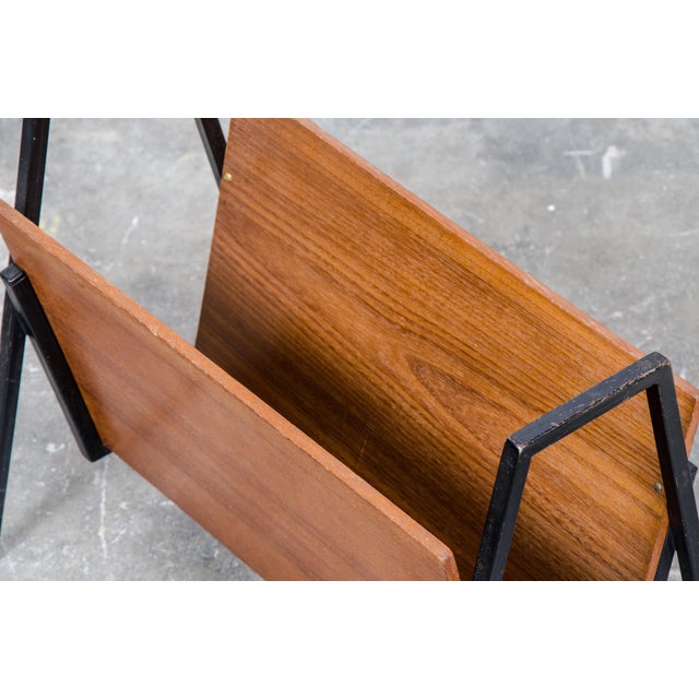 Mid-Century Magazine Rack in Teak and Metal, 1960s For Sale - Image 4 of 6