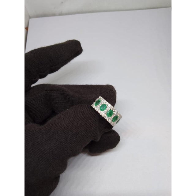 Natural 18k Gold Emerald Halo Ring With 1.06ct Diamonds, New For Sale In New York - Image 6 of 8