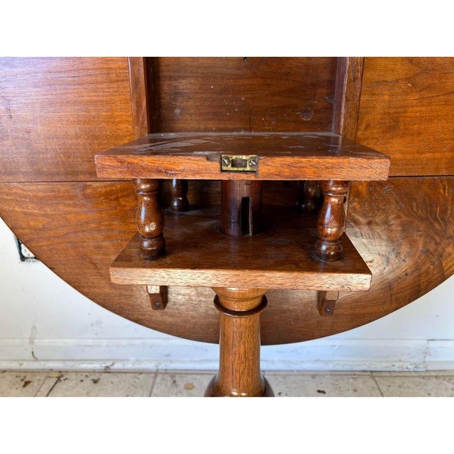 18th Century Georgian Style Bird Cage Solid Mahogany Tilt-Top Tripod Tea Table. For Sale - Image 10 of 10