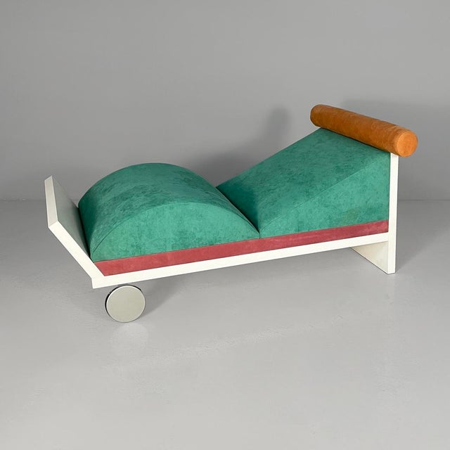 Metal Italian Chaise Longue Juan by Marco Panini for Memphis, 1987 For Sale - Image 7 of 13