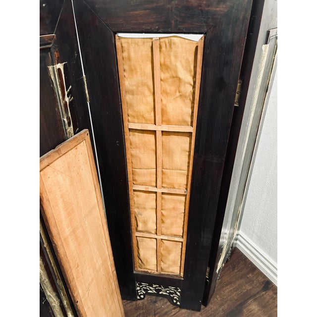 Antique Chinese Carved Rosewood Folding Screen With Hand-Embroidered Silk Landscape Panels, Late Qing / Early Republic For Sale In Dallas - Image 6 of 12