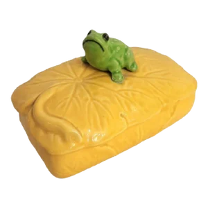 Vintage Bright Yellow Green Small Frog Lilly Pad Fitz and Floyd Style Trinket Ceramic Box