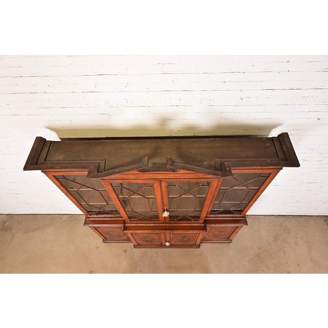 Baker Furniture Style Georgian Carved Mahogany Hand Painted Breakfront Bookcase Cabinet, Circa 1940s For Sale - Image 12 of 15