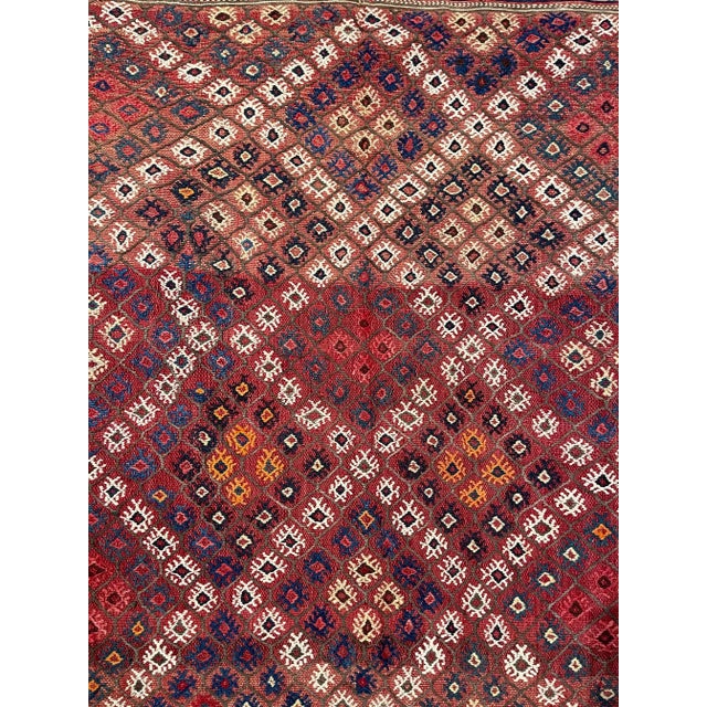 Antique Nomadic Rugs: – To most people the concept of the area rug, especially the pile rug, is virtually synonymous with...