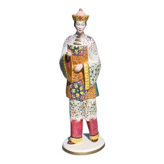 Italian Ceramic Asian Woman Handpainted Chinoiserie Figurine For Sale