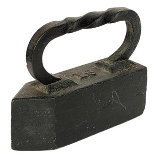 19th Century American Industrial Cast Iron Twist Handle 18-Pound Sad Iron For Sale