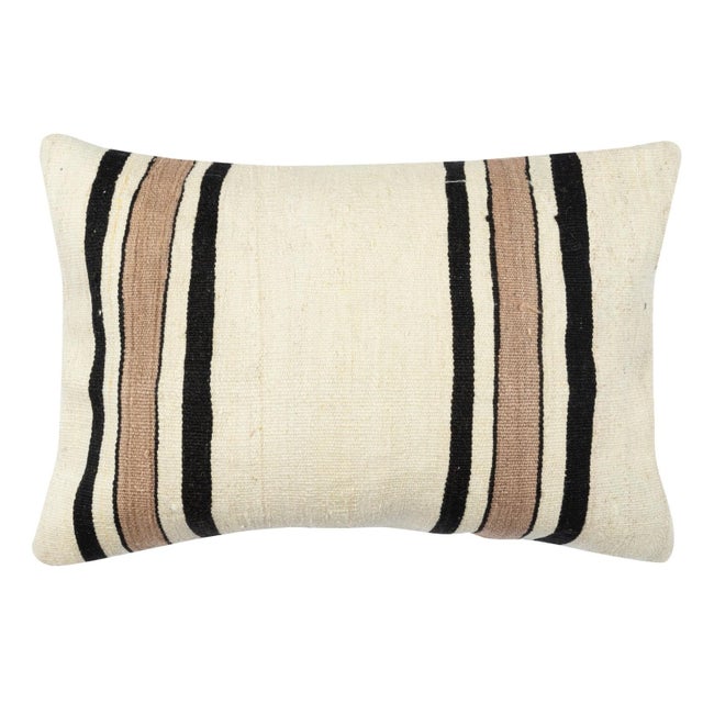 Bring history and warmth into your home with this vintage handmade hemp cushion cover set. This pair of cushion covers is...