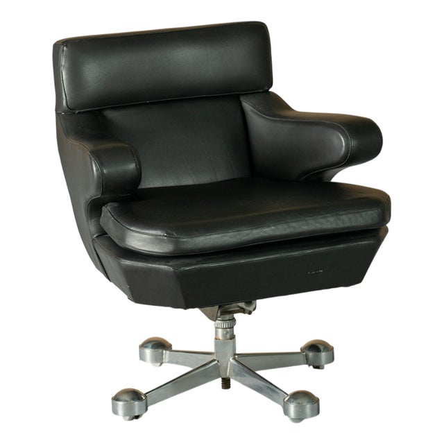 Black Leather Armchair on Wheels, Italy, 1970s For Sale
