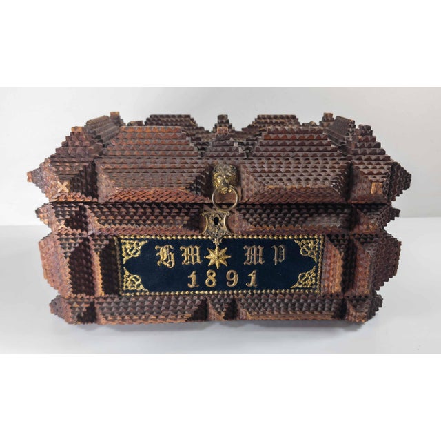 American 19th Century American Folk Art Tramp Art Casket Box With 1891 Date For Sale - Image 3 of 13