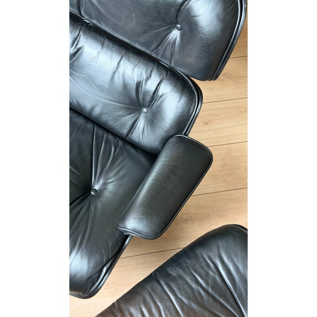 Set of Eames Lounge Chair and Ottoman by Charles & Ray Eames for Vitra, 1970s For Sale - Image 12 of 14