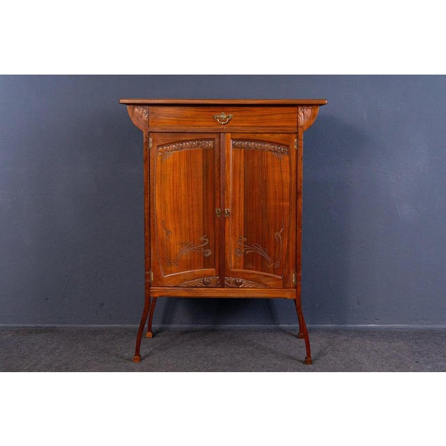 Vertiko Epoch & style: Art Nouveau - beginning of the 20th century Features - freshly refurbished furniture with beautiful...