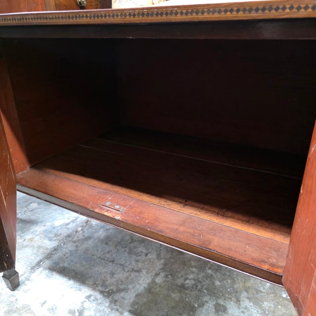Antique Circa 1795-1810 English George III Flame Mahogany Cabinet Sideboard With Cellarette Drawers For Sale - Image 15 of 18