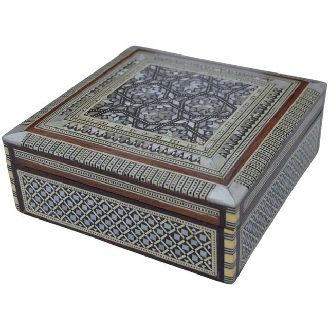Vintage Moorish Mother-Of-Pearl Inlaid Box For Sale - Image 4 of 11