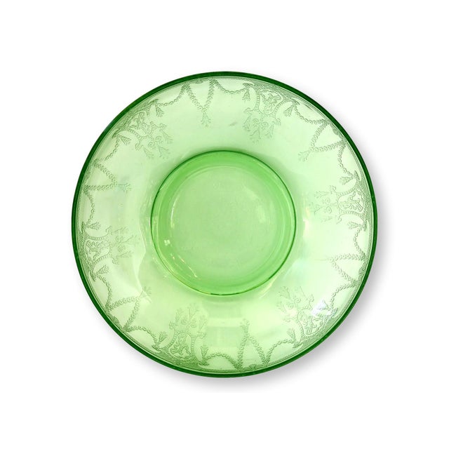 Early 20th Century Cameo Green Depression Uranium Glass Bowls, Pair For Sale In Los Angeles - Image 6 of 6