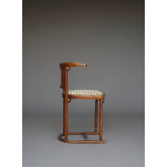 Wood Secessionist Chair attributed to Josef Hoffmann, 1920s For Sale - Image 7 of 16