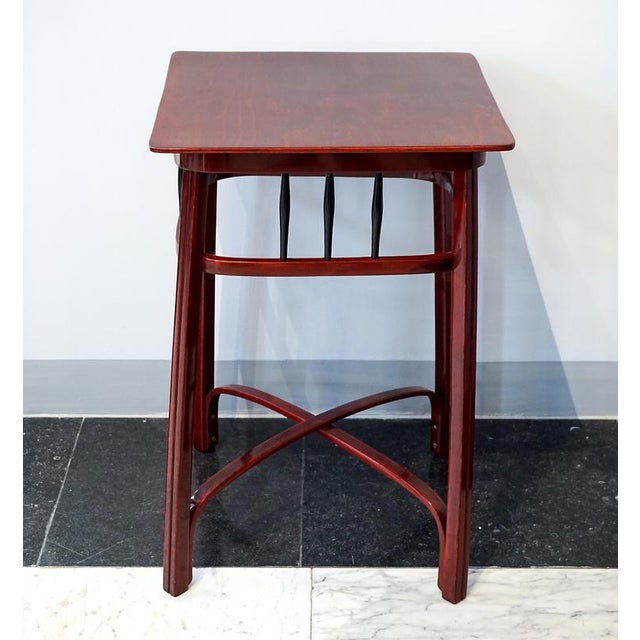 Art Nouveau Mahogany Stained Waiting Table from J.&J. Kohn, Austria, Around 1905, 1890s For Sale - Image 4 of 7