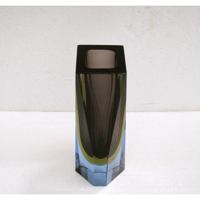 Mid-Century Modern Geometric Faceted Uranium Sommerso Murano Glass Vase, Italy 1960s For Sale - Image 3 of 18