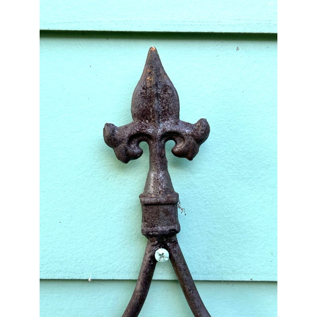 1920s Antique Fleur Di Lis Hanging Metal Planter For Sale - Image 5 of 6