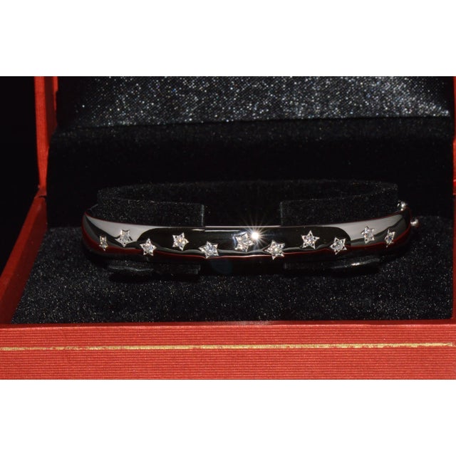 Designer Natural 0.35cts Diamond 18k Solid Gold Celestial Starburst Stacking Bangle For Sale - Image 14 of 15