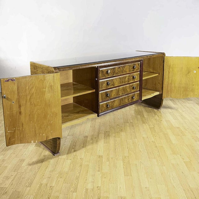 1930s Art Deco Sideboard in Walnut Burl by Lupparelli Cicli Foligno, 1930s For Sale - Image 5 of 18