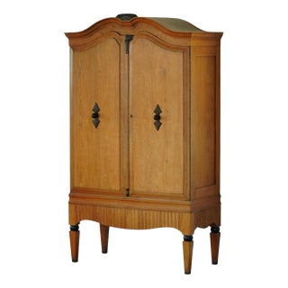 Early 20th Century Art Deco Danish Oak Cabinet with Hand-Carved Details, 1930s For Sale