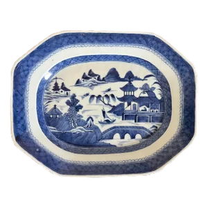 Antique 19th Century Chinese Export Porcelain Blue and White Canton Platter