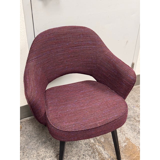 Knoll Eero Saarinen for Knoll Studio Aubergine Executive Armchairs, Pair For Sale - Image 4 of 12
