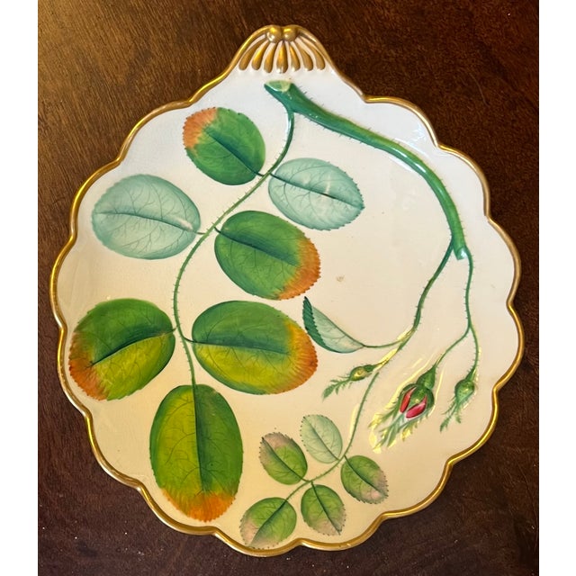 Antique 19th century Worcester porcelain dish in the famed Blind Earl pattern. Relief molded decoration of leaves and rose...