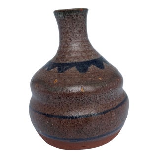 Late 20th Century Blue Mountain Pottery Brown Vase For Sale