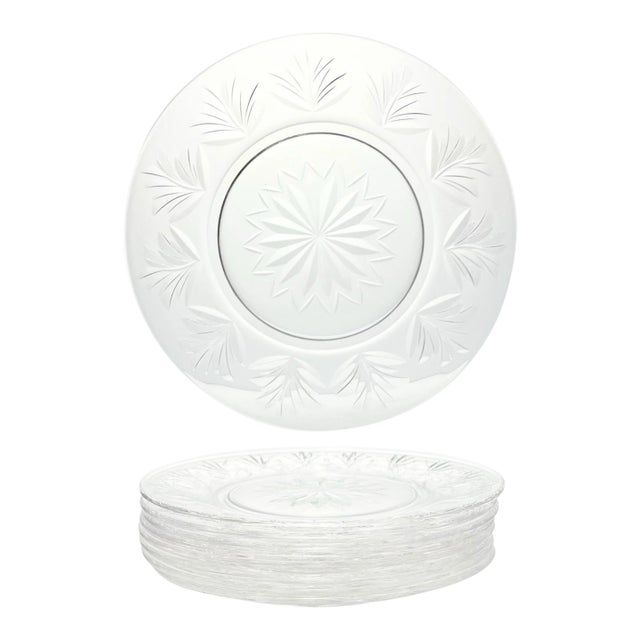1950s Stuart Crystal “Aragon” Set of 8 Salad or Luncheon Plates For Sale