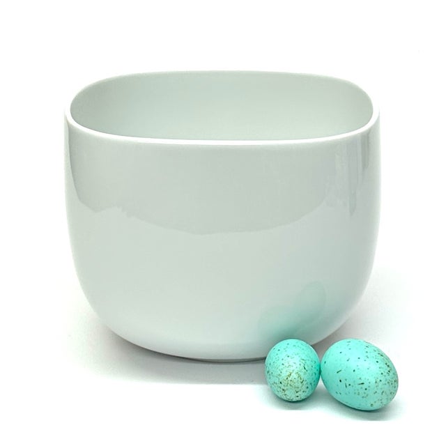 1970s 1970s White Porcelain Suomi Serving Bowl by Timo Sarpaneva for Rosenthal Studio-Line For Sale - Image 5 of 13