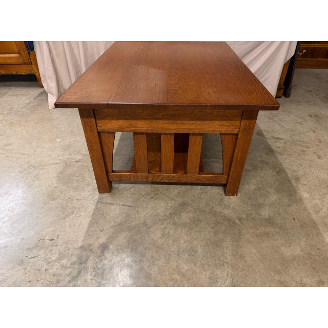 American Mission Quarter-Sawn Oak Coffee Table With Two Drawers and Lower Shelf, Circa 1890–1910 For Sale - Image 12 of 17