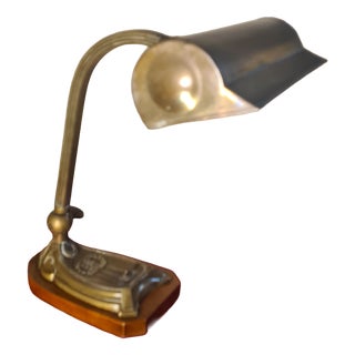 Art Deco Adjustable Notary Desk Lamp in Brass and Varnished Wooden Base, 1920 For Sale