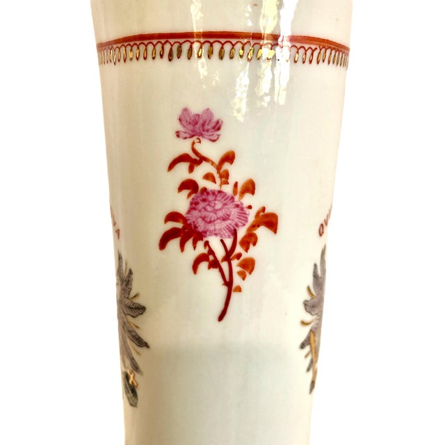 Chinese Export Style Armorial Garniture Porcelain Vase For Sale In San Francisco - Image 6 of 10