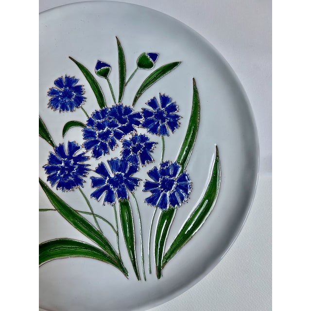 Late 20th Century Italian Glazed White Pottery Platter With Blue Cornflowers For Sale - Image 11 of 18