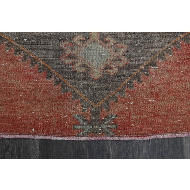 1970s 1970s Vintage Handmade Wool Cotton Red Area Rug For Sale - Image 5 of 11