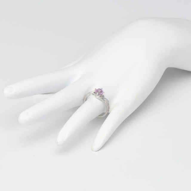 2000 - 2009 14KW Kunzite(0.99) & Diamond(0.12) Twist Ring, size 7 For Sale - Image 5 of 5