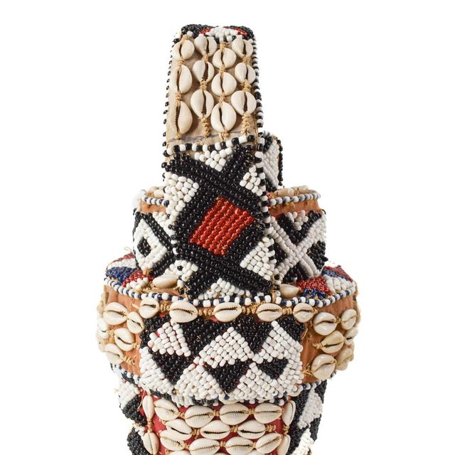 Textile Early 20th Century Kuba Royal Beaded Basket For Sale - Image 7 of 7