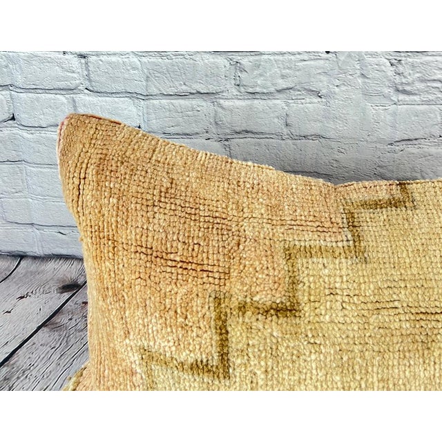 Turkish 16 x 24 Rug Pillow Aegean Escape Turkish Pillow Cushion Cover For Sale - Image 3 of 4