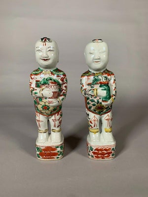 Pair of Hoho Brothers Figurines, Kangxi Period, 18th Century, China, Famille Verte