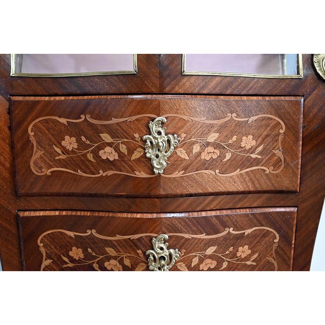 Small Louis XV Style Mahogany Showcase Dresser, 19th Century For Sale - Image 9 of 18