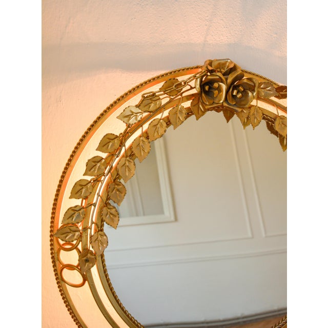 Vintage Hollywood Regency Lighted Rose Mirror in Gilt Metal, 1960s For Sale - Image 4 of 7